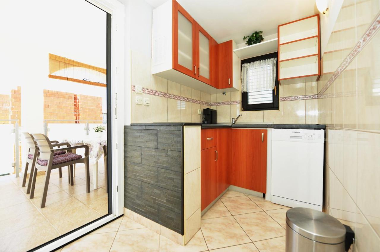 Apartment Lavender Vir Exterior foto